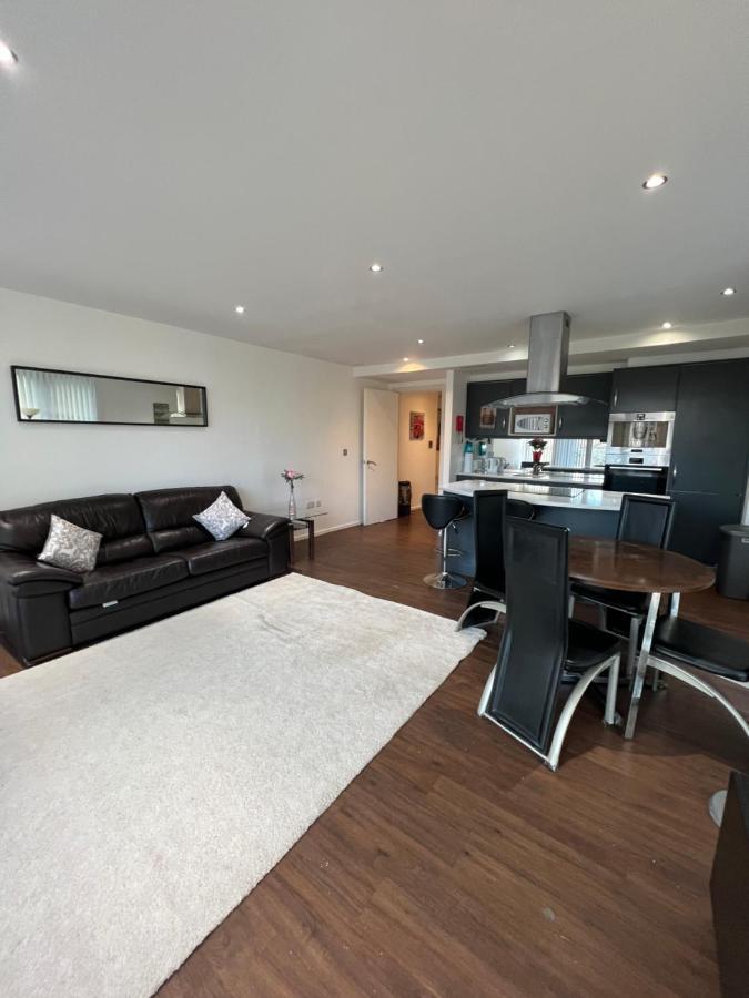 Royal Victoria Flat2 Appartement Londen Buitenkant foto