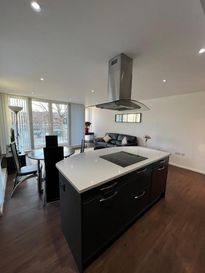 Royal Victoria Flat2 Appartement Londen Buitenkant foto