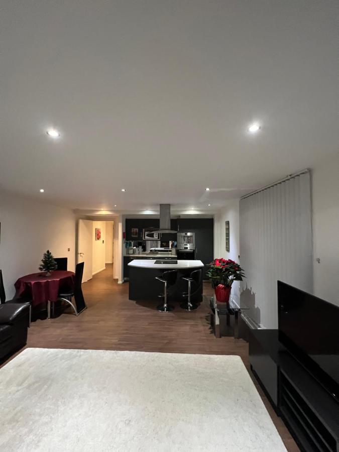 Royal Victoria Flat2 Appartement Londen Buitenkant foto