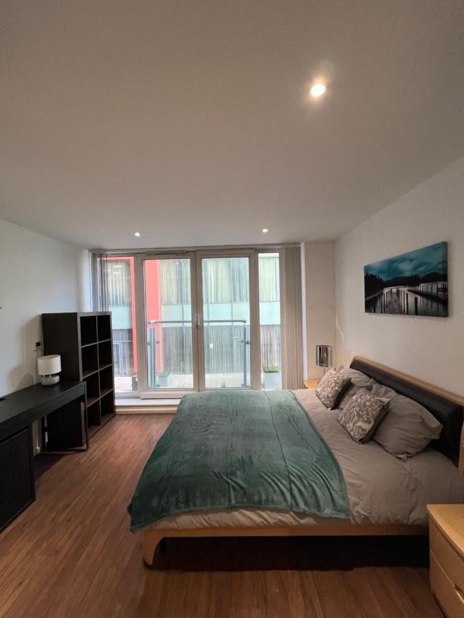 Royal Victoria Flat2 Appartement Londen Buitenkant foto