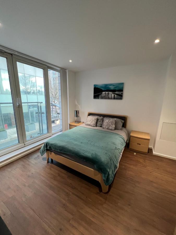 Royal Victoria Flat2 Appartement Londen Buitenkant foto